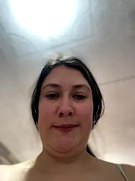 Snapshot of Abby-LS chatting on October 22, 5:18 pm Abby-LS online show from October 22, 5:18 pm