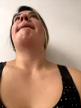 Snapshot of Abby-LS chatting on October 24, 9:11 pm Abby-LS online show from October 24, 9:11 pm