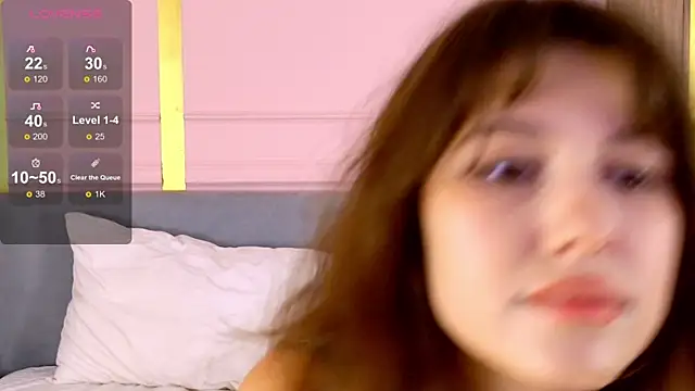 Snapshot of MilaLavson chatting on October 22, 6:07 am MilaLavson online show from October 22, 6:07 am