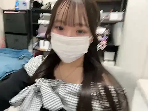 Snapshot of nano-da-u chatting on October 4, 2:43 pm nano-da-u online show from October 4, 2:43 pm