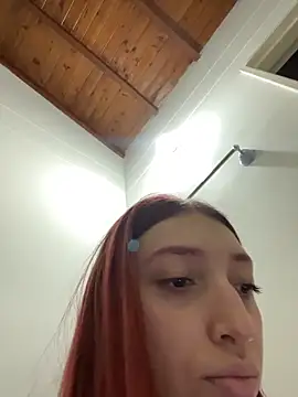 Snapshot of Paulina-Wells chatting on October 13, 9:39 pm Paulina-Wells online show from October 13, 9:39 pm