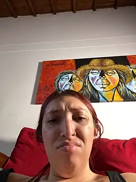 Snapshot of Paulina-Wells chatting on October 19, 10:23 pm Paulina-Wells online show from October 19, 10:23 pm