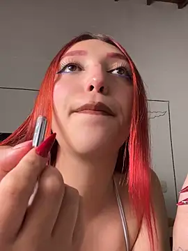 Snapshot of Paulina-Wells chatting on October 7, 10:36 pm Paulina-Wells online show from October 7, 10:36 pm