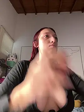 Snapshot of Paulina-Wells chatting on October 1, 8:58 pm Paulina-Wells online show from October 1, 8:58 pm