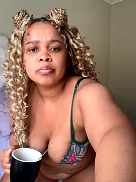 XXXquisiteVixen online show from October 19, 10:06 am