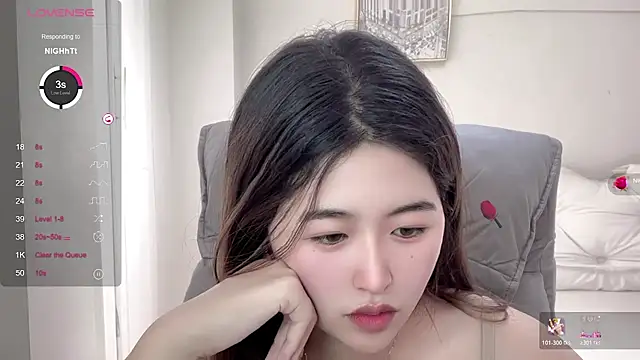 YoYo-1314 online show from November 13, 3:55 pm