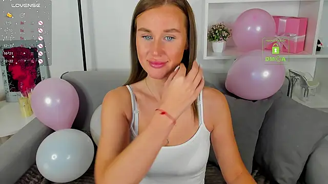 Snapshot of Dana_Wils1 chatting on October 1, 2:27 am Dana Wils1 online show from October 1, 2:27 am