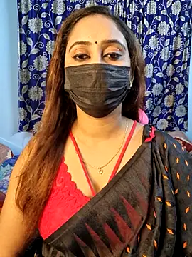 Snapshot of Cute-lusi chatting on September 18, 7:23 pm Cute-lusi online show from September 18, 7:23 pm