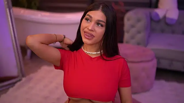 Snapshot of BellaNoirre chatting on October 27, 6:46 pm BellaNoirre online show from October 27, 6:46 pm