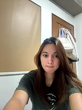 LanySylvia online show from November 5, 5:18 pm