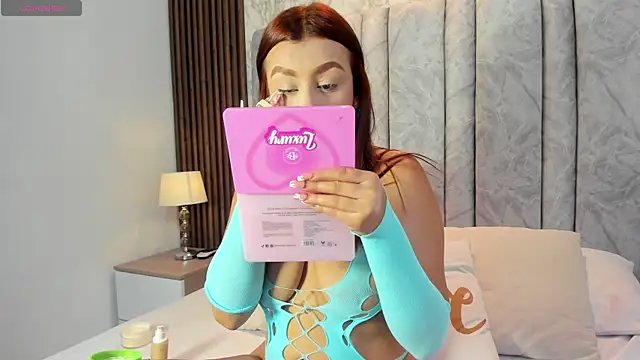 emily arias online show from October 28, 12:33 pm