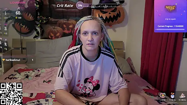 lisa yummi online show from October 29, 10:45 pm