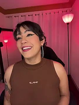 ZahaRose online show from January 6, 5:55 am