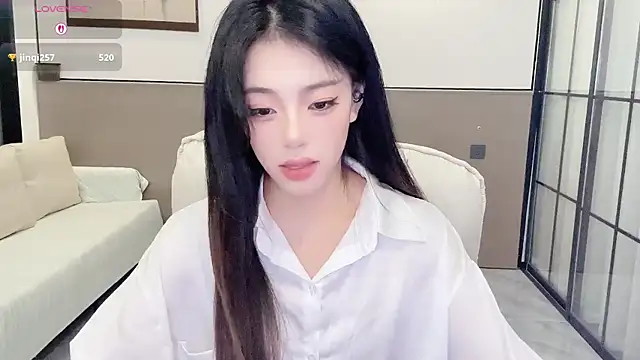 Sandy Uu online show from September 18, 9:19 am