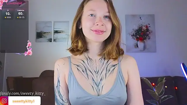 sweettykitty online show from October 16, 2:20 pm