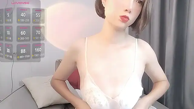 Snapshot of YIWA-2000 chatting on September 27, 5:03 am YIWA-2000 online show from September 27, 5:03 am