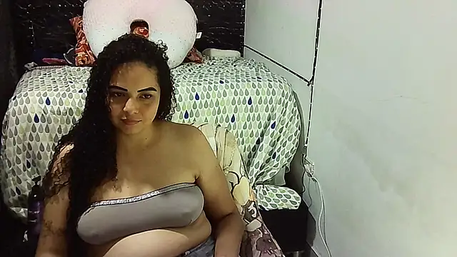 Snapshot of _naughty_milf chatting on October 28, 2:17 am naughty milf online show from October 28, 2:17 am