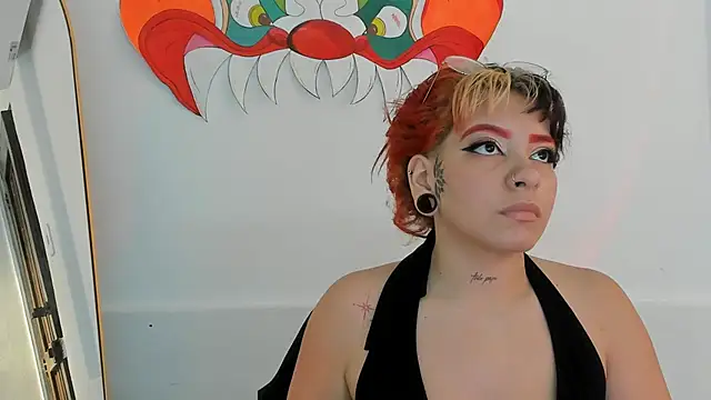 Snapshot of Lily666_ chatting on October 7, 7:40 pm Lily666  online show from October 7, 7:40 pm