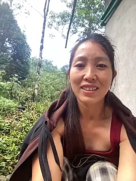 Huong-Ly online show from October 2, 9:36 am