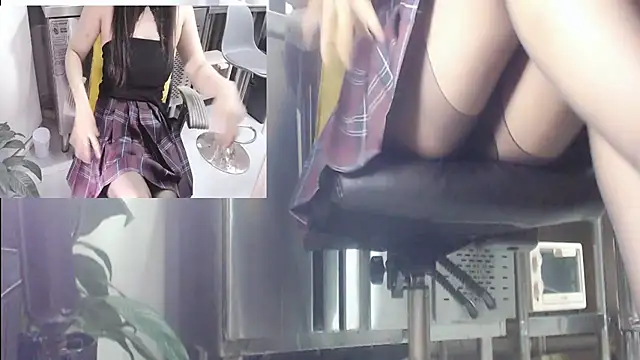 Snapshot of Eileen-L chatting on September 19, 9:19 am Eileen-L online show from September 19, 9:19 am