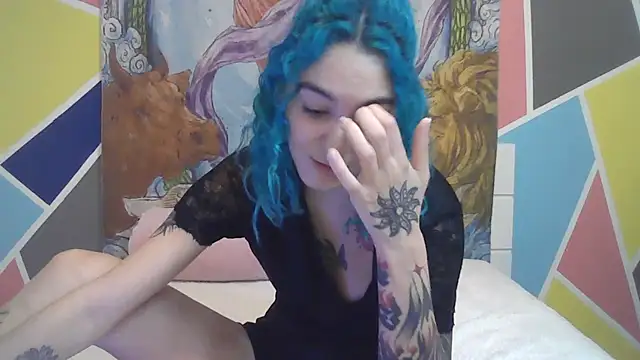 Snapshot of peetitefairy chatting on October 7, 4:39 am peetitefairy online show from October 7, 4:39 am