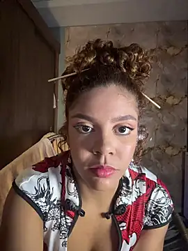 hannachris- online show from February 2, 2:32 am