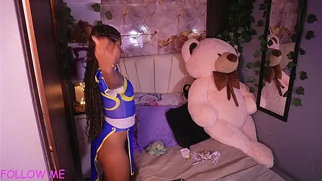 hannachris- online show from April 15, 12:22 am