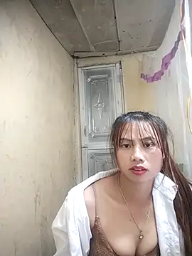 Snapshot of Dung-Thao19 chatting on October 19, 12:01 am Dung-Thao19 online show from October 19, 12:01 am