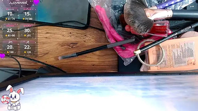 Snapshot of sara_hot_18 chatting on October 3, 12:21 pm sara hot 18 online show from October 3, 12:21 pm