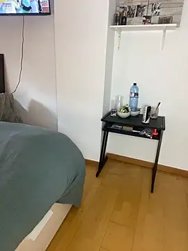 Snapshot of Wild2XXX chatting on October 17, 4:10 pm Wild2XXX online show from October 17, 4:10 pm