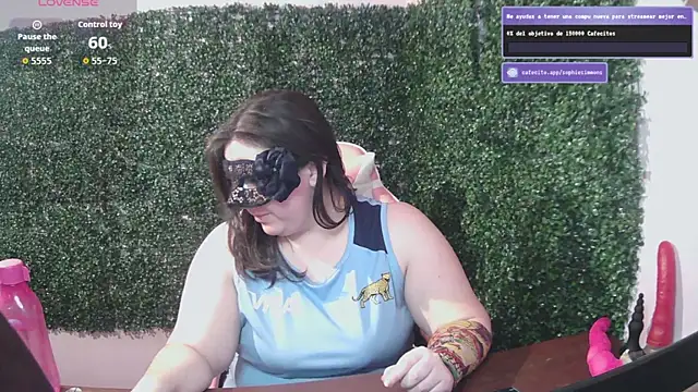 Snapshot of SophieSimmons_ chatting on September 10, 11:05 pm SophieSimmons online show from September 10, 11:05 pm