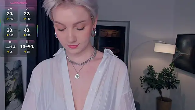 Snapshot of OdelynaAsp chatting on October 31, 12:42 pm OdelynaAsp online show from October 31, 12:42 pm