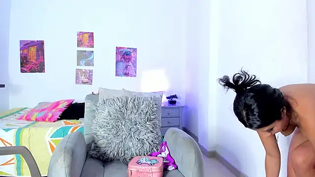 gisele gigi online show from October 15, 4:04 am