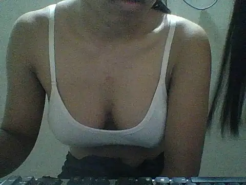 Skinny PinayGirljust18 online show from February 28, 1:10 pm