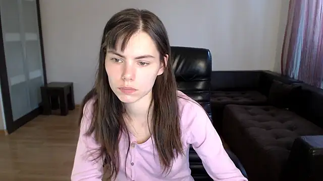 AmelieReve online show from September 21, 3:10 pm