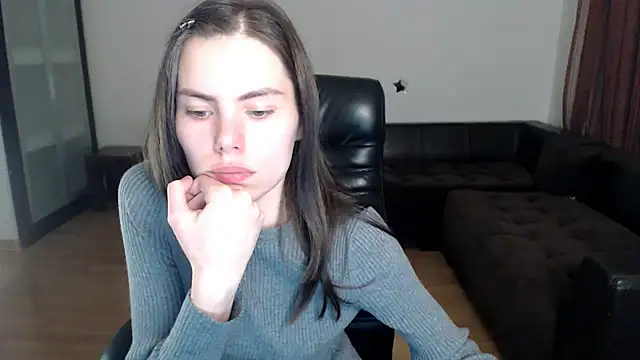 AmelieReve online show from September 26, 6:05 pm