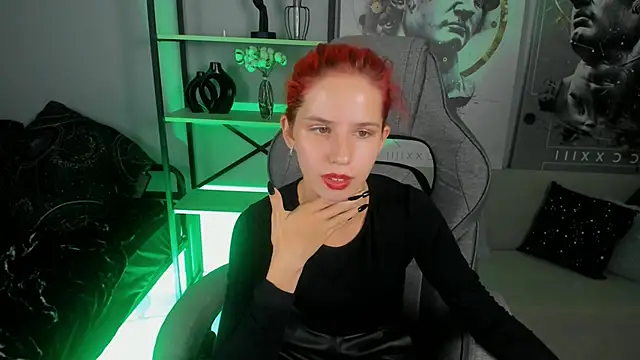 NitaNihil online show from October 18, 7:48 pm