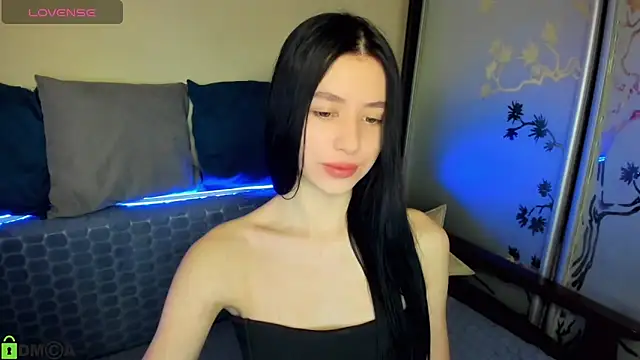 SelinLi online show from February 5, 9:34 am