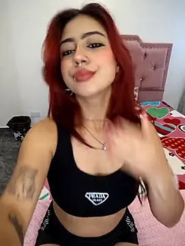 Snapshot of sarah_lark_ chatting on September 19, 12:26 pm sarah lark  online show from September 19, 12:26 pm