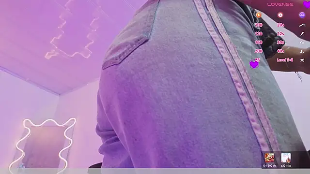 ZURY TAY online show from February 19, 11:54 am