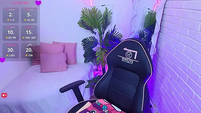 Bunni tay online show from September 24, 11:42 am