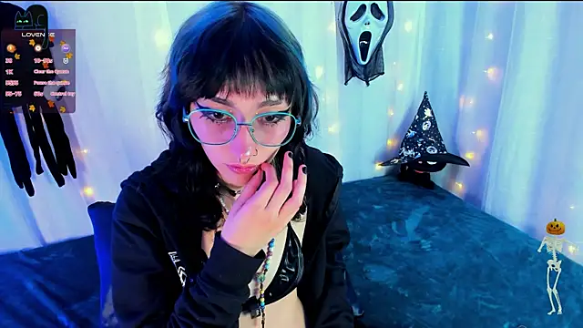 Snapshot of HoshiMiuu chatting on October 21, 7:40 pm HoshiMiuu online show from October 21, 7:40 pm