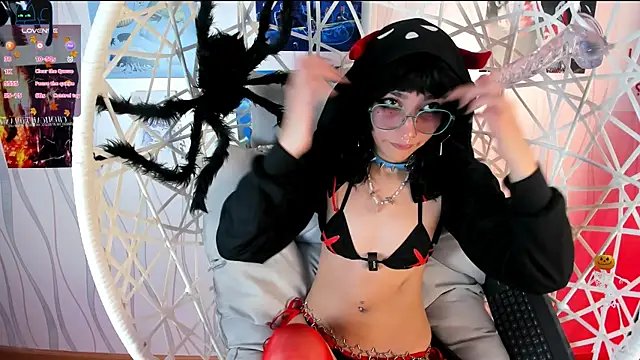 Snapshot of HoshiMiuu chatting on October 10, 7:30 pm HoshiMiuu online show from October 10, 7:30 pm