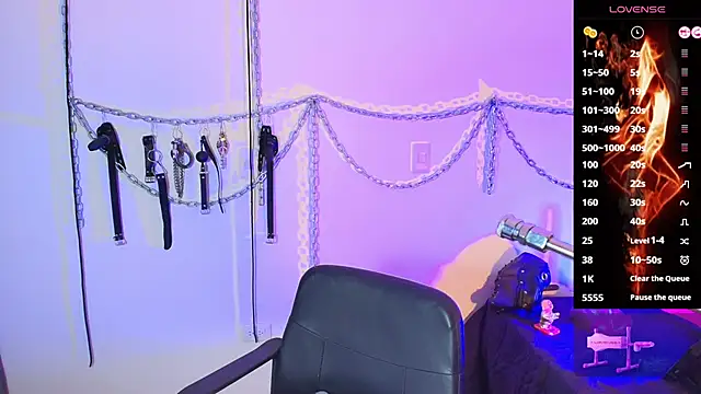 Amyyslave online show from September 24, 1:59 am