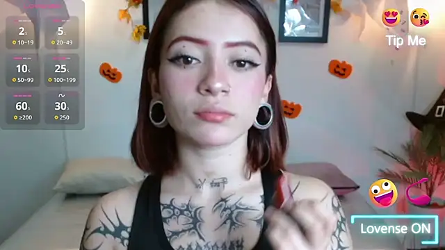 Snapshot of Evanss_lx chatting on October 9, 6:45 pm Evanss lx online show from October 9, 6:45 pm