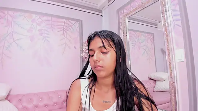 Snapshot of Jessgarcia_ chatting on October 9, 10:30 am Jessgarcia online show from October 9, 10:30 am