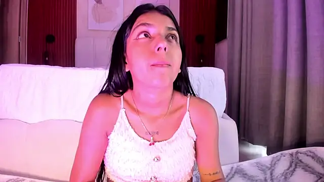 Snapshot of Jessgarcia_ chatting on November 1, 9:19 pm Jessgarcia online show from November 1, 9:19 pm