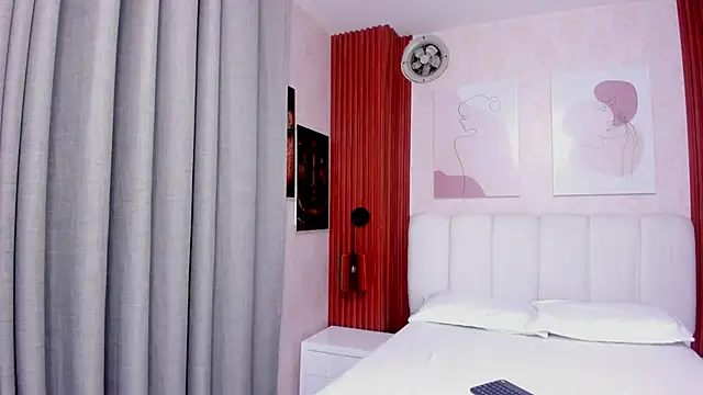 Snapshot of Jessgarcia_ chatting on September 23, 9:35 pm Jessgarcia online show from September 23, 9:35 pm