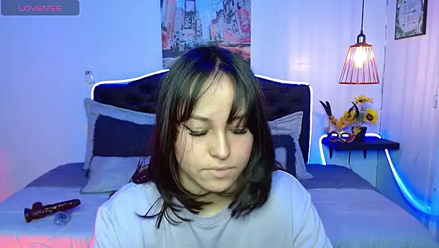 Snapshot of Eymmy_24 chatting on October 23, 3:56 am Eymmy 24 online show from October 23, 3:56 am