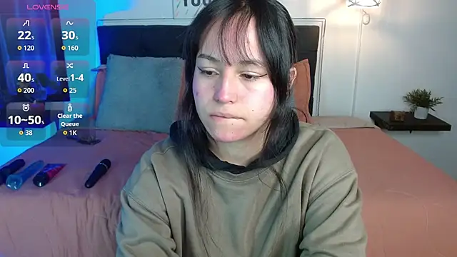 Snapshot of Eymmy_24 chatting on September 19, 2:54 am Eymmy 24 online show from September 19, 2:54 am